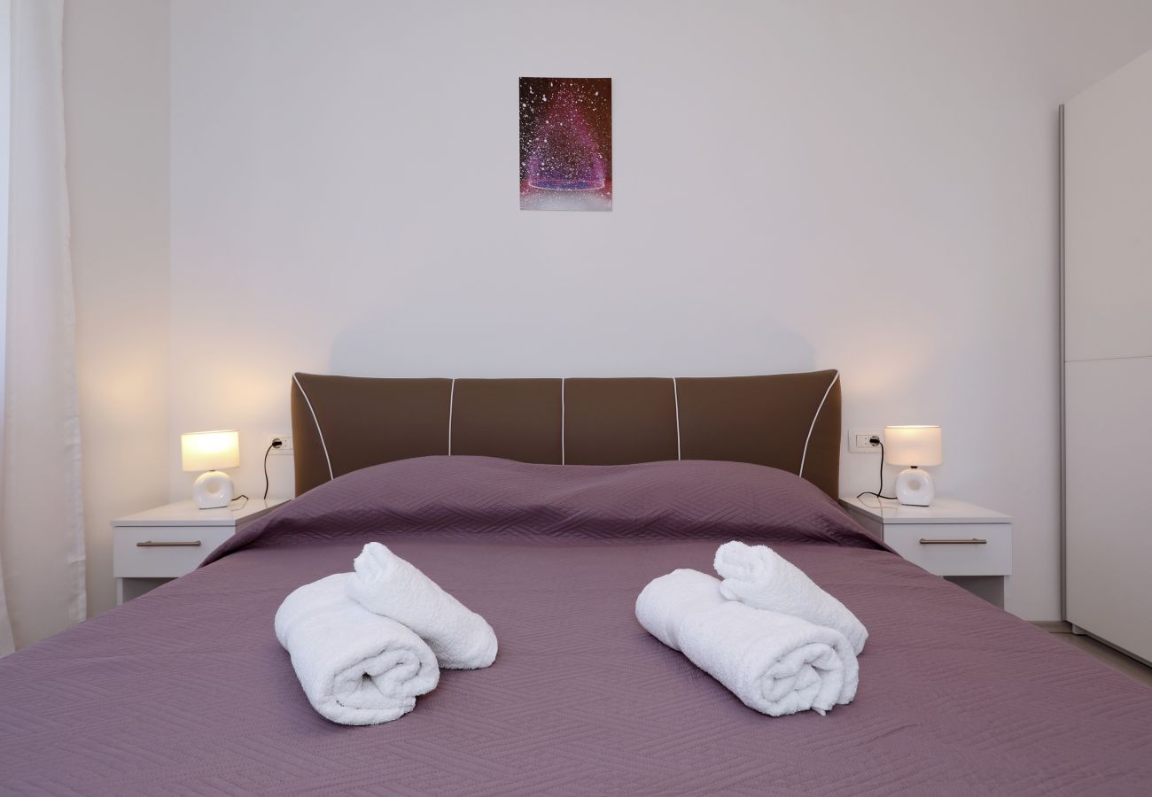 Ferienwohnung in Zadar - Ferienwohnung Jerbic beim Sportzentrum Višnjik