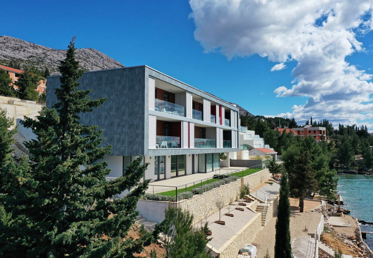 Ferienwohnung in Starigrad - Ferienwohnung Meeresbrise 4 direkt am Meer