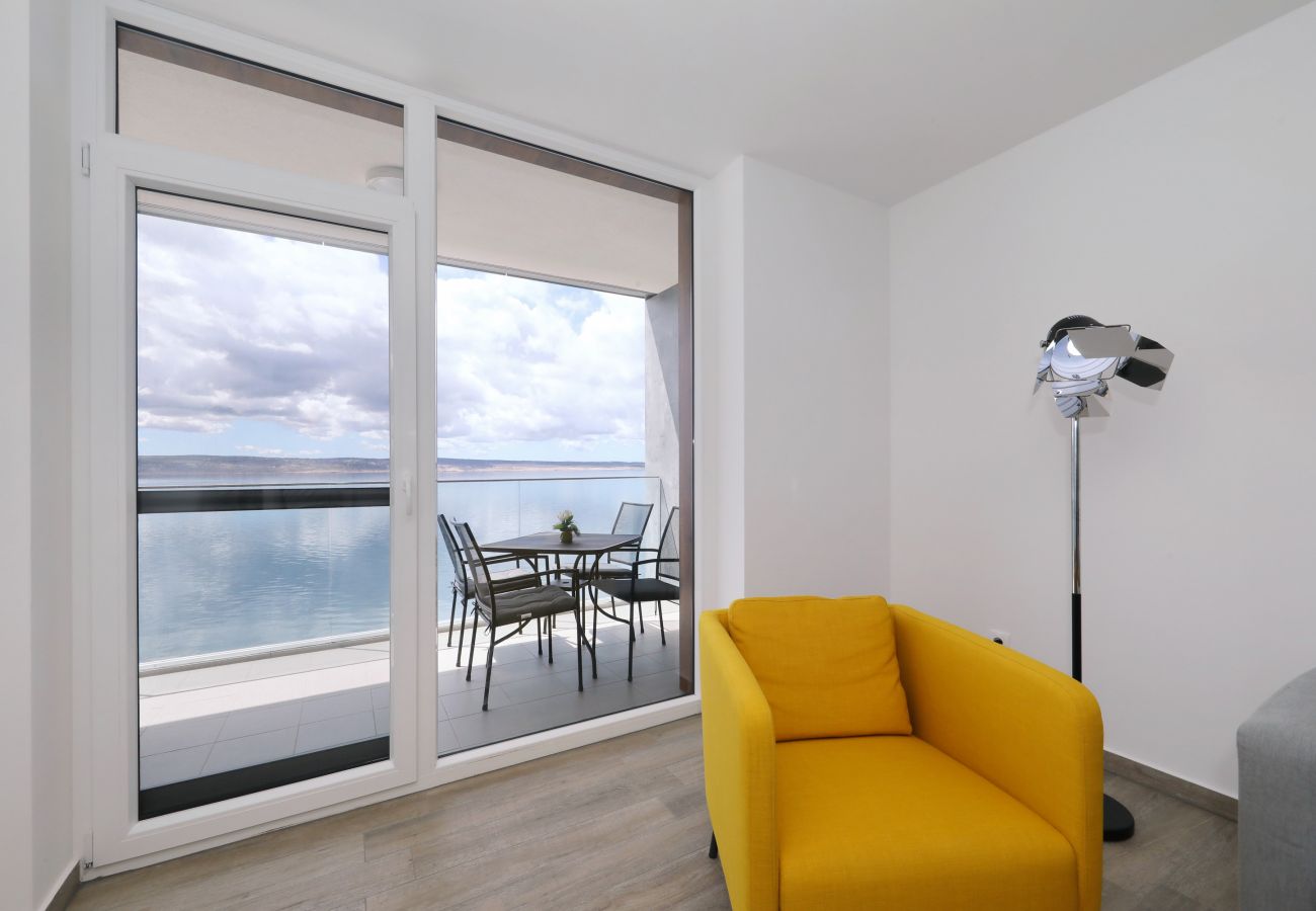 Ferienwohnung in Starigrad - Ferienwohnung Meeresbrise 4 direkt am Meer