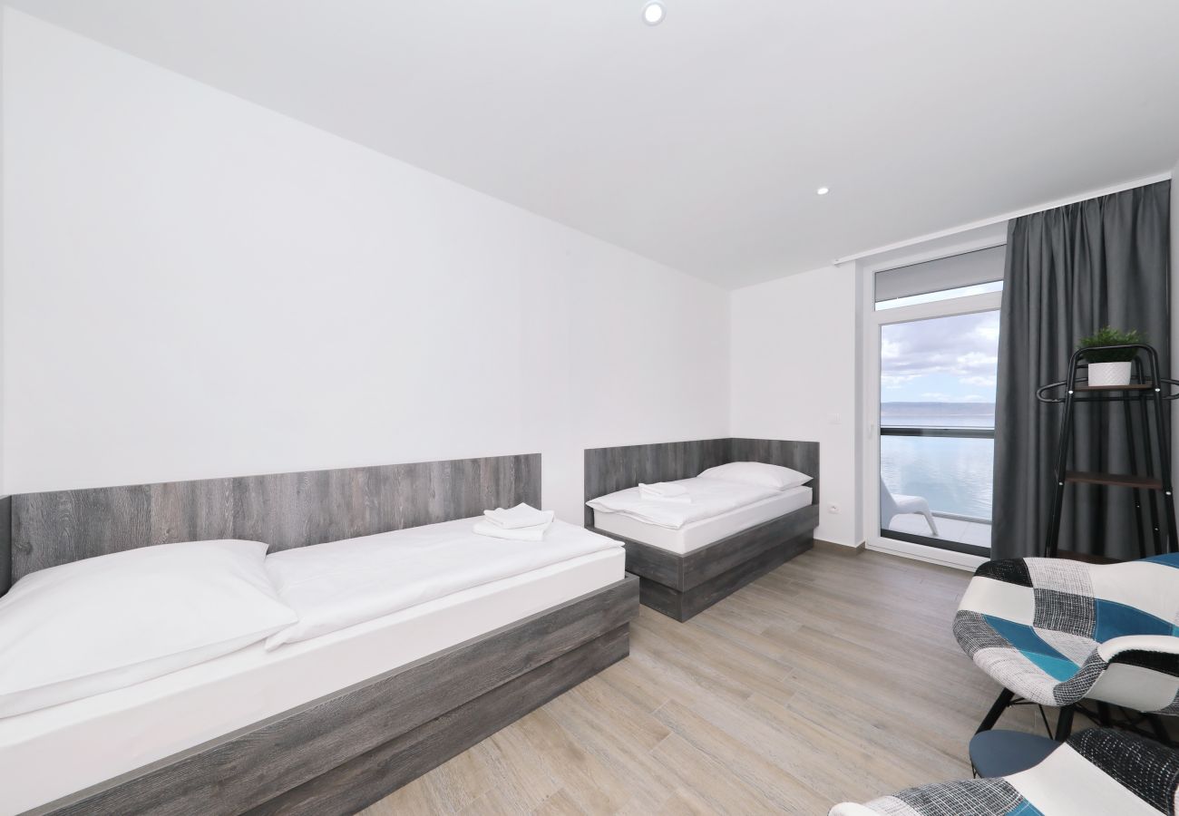 Ferienwohnung in Starigrad - Ferienwohnung Meeresbrise 4 direkt am Meer