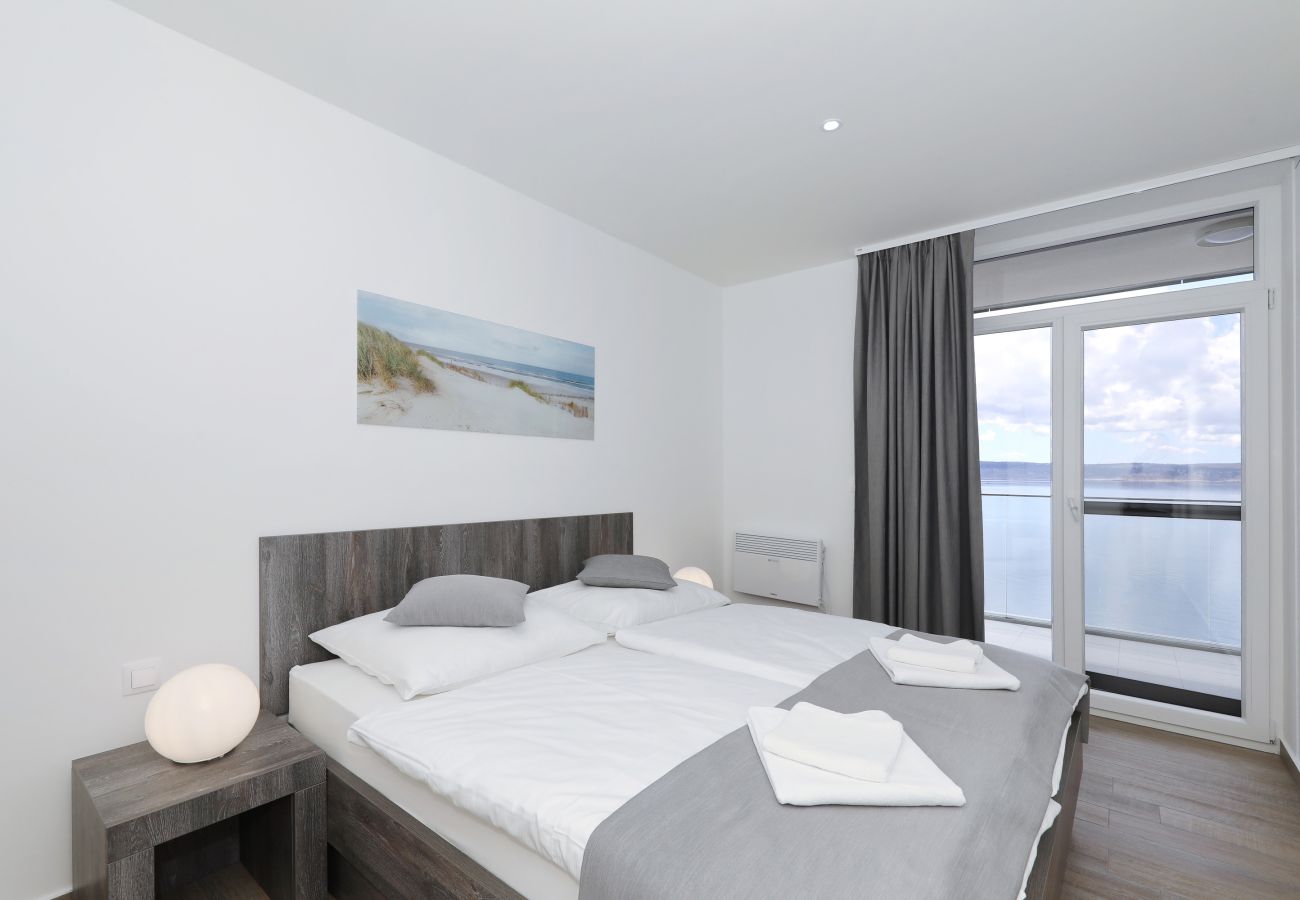 Ferienwohnung in Starigrad - Ferienwohnung Meeresbrise 4 direkt am Meer