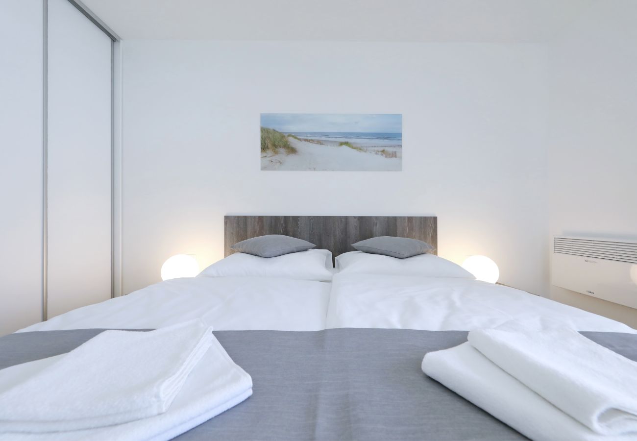 Ferienwohnung in Starigrad - Ferienwohnung Meeresbrise 4 direkt am Meer