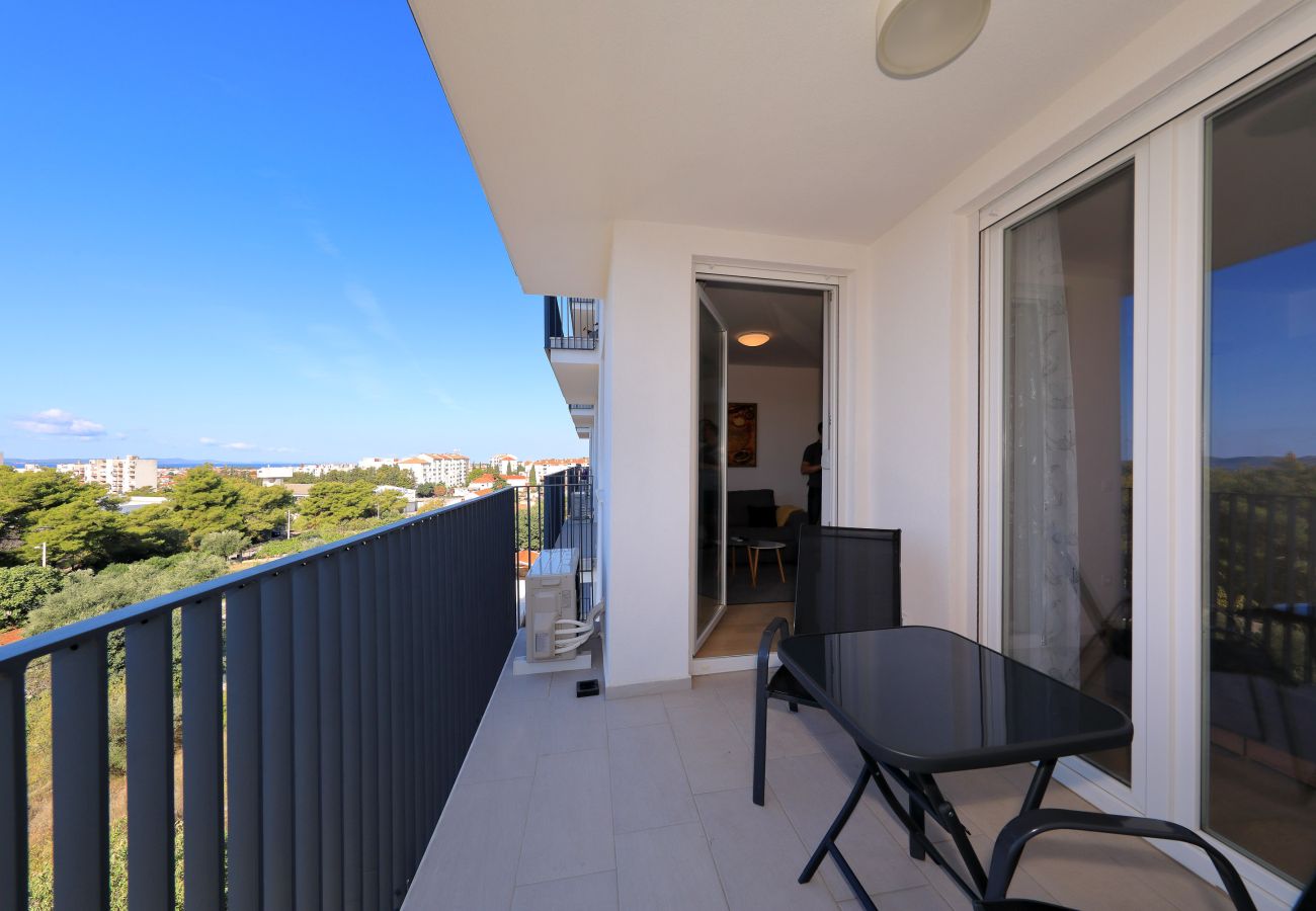 Ferienwohnung in Zadar -  Ferienwohnung Kostela mit Balkon und Stadtblick