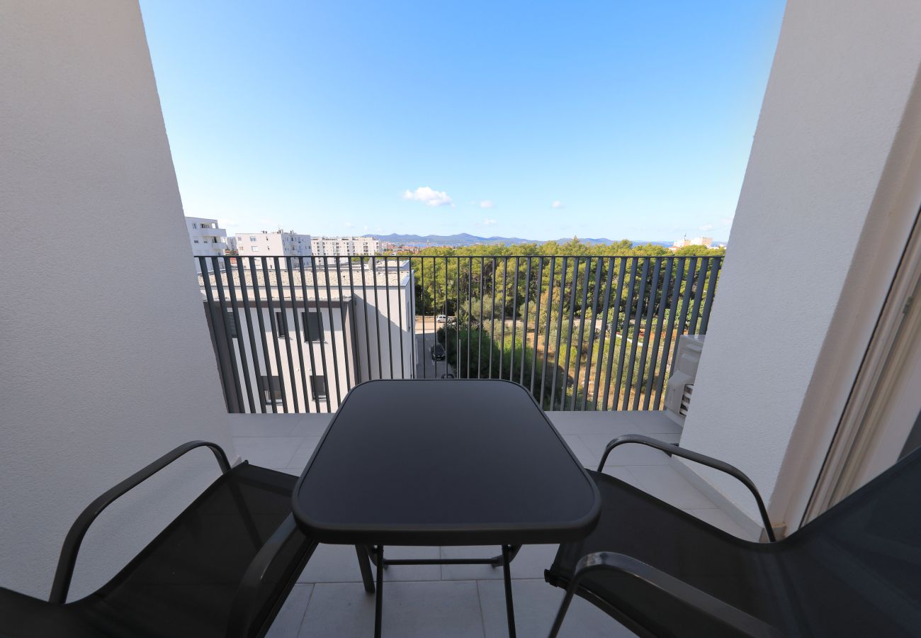 Ferienwohnung in Zadar -  Ferienwohnung Kostela mit Balkon und Stadtblick