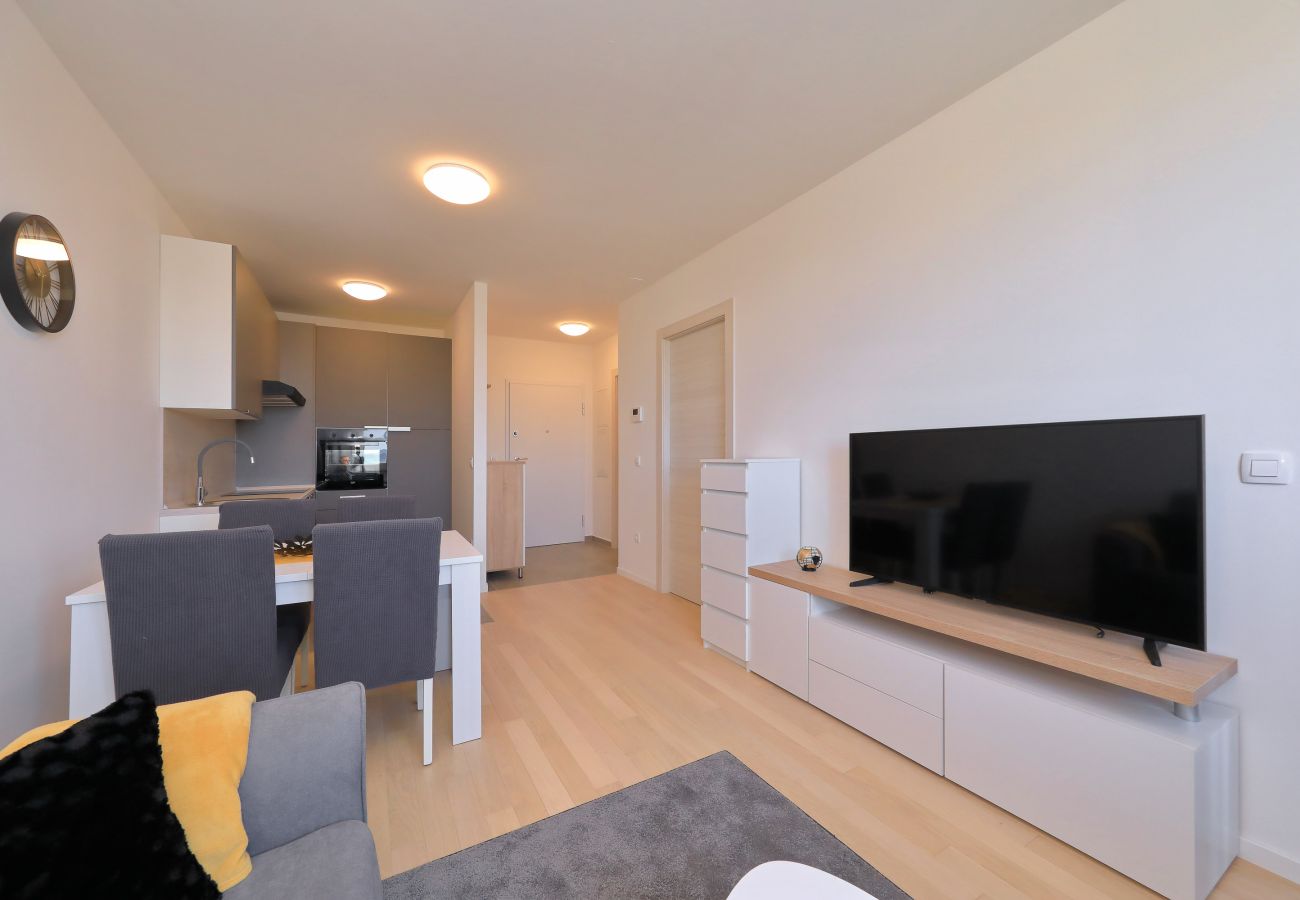 Ferienwohnung in Zadar -  Ferienwohnung Kostela mit Balkon und Stadtblick