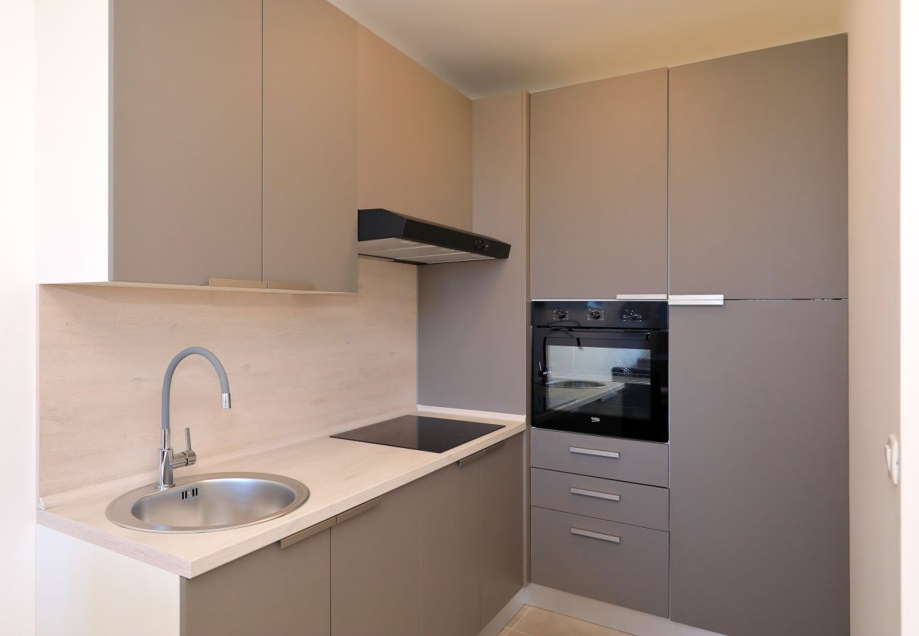 Ferienwohnung in Zadar -  Ferienwohnung Kostela mit Balkon und Stadtblick