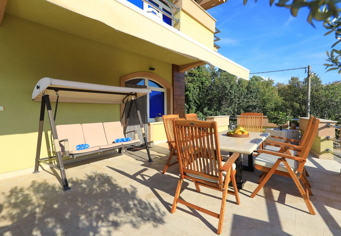 Villa in Starigrad - Villa Paulina mit beheiztem Pool