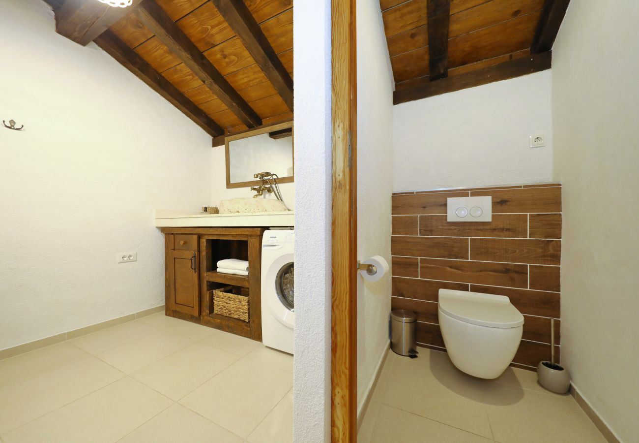 Villa in Nin - Villa Steinhaus Gland mit Pool