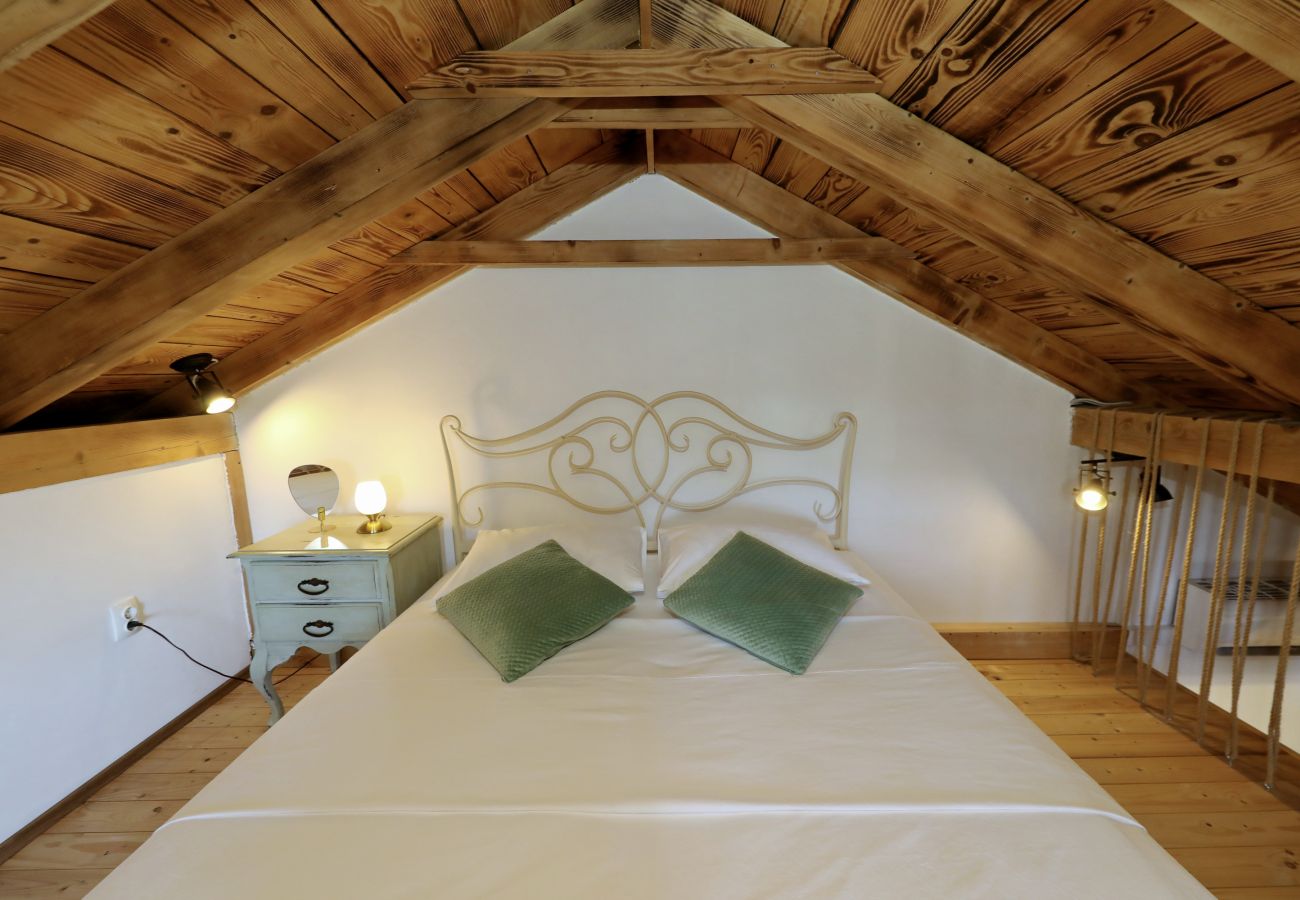 Villa in Nin - Villa Steinhaus Gland mit Pool