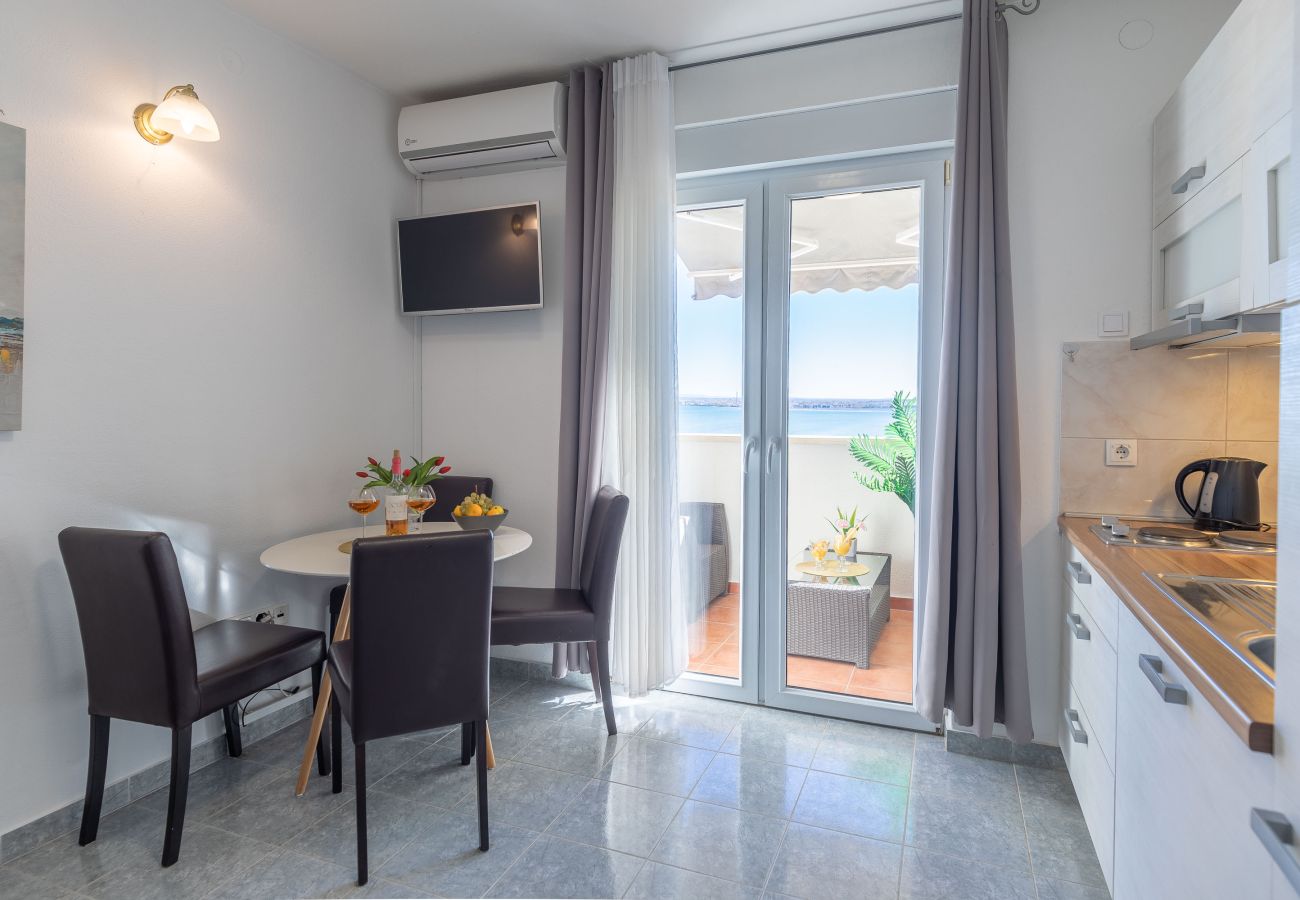 Ferienwohnung in Nin - Ferienwohnung Sandstrand 4 mit Meerblick