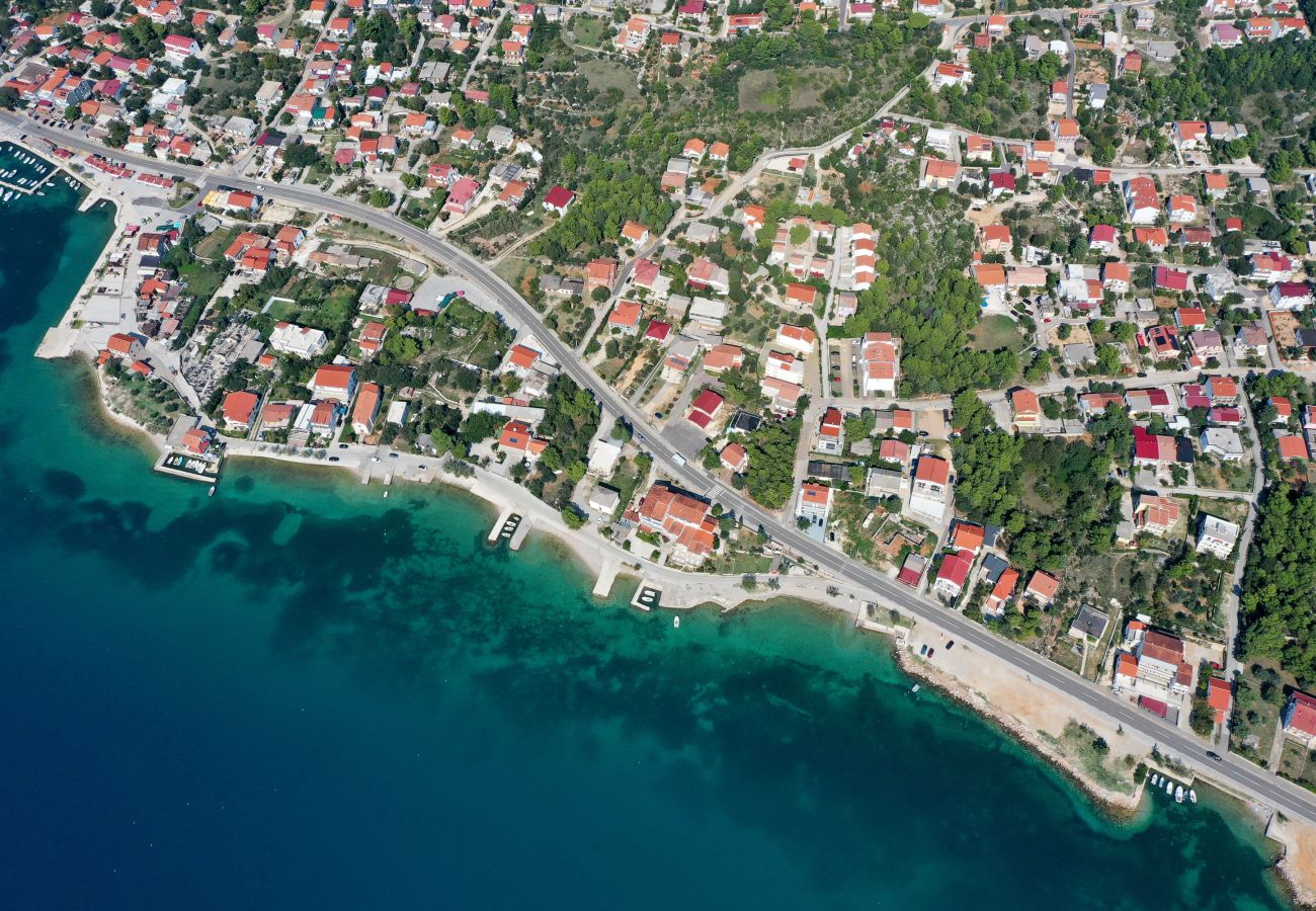 Zimmeranmietung in Starigrad - Zimmer Hibis 2 nahe Strand