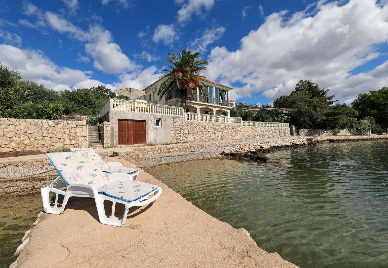 Ferienwohnung in Maslenica - Ferienwohnung Laura 1 direkt am Meer