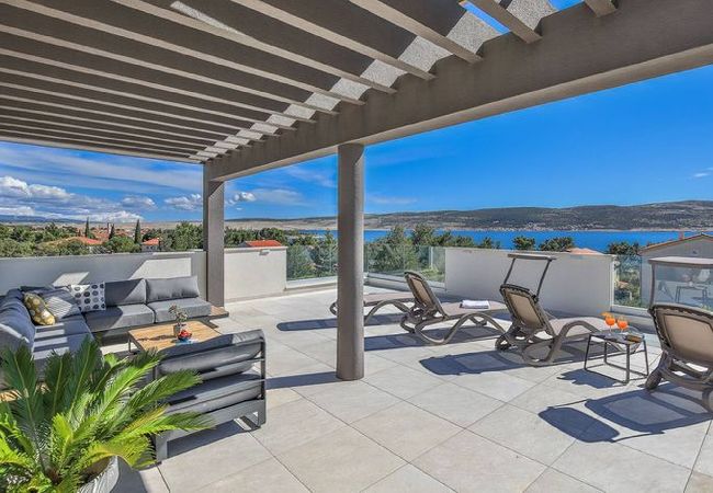 Villa in Starigrad - Villa Jimmy mit beheiztem Pool