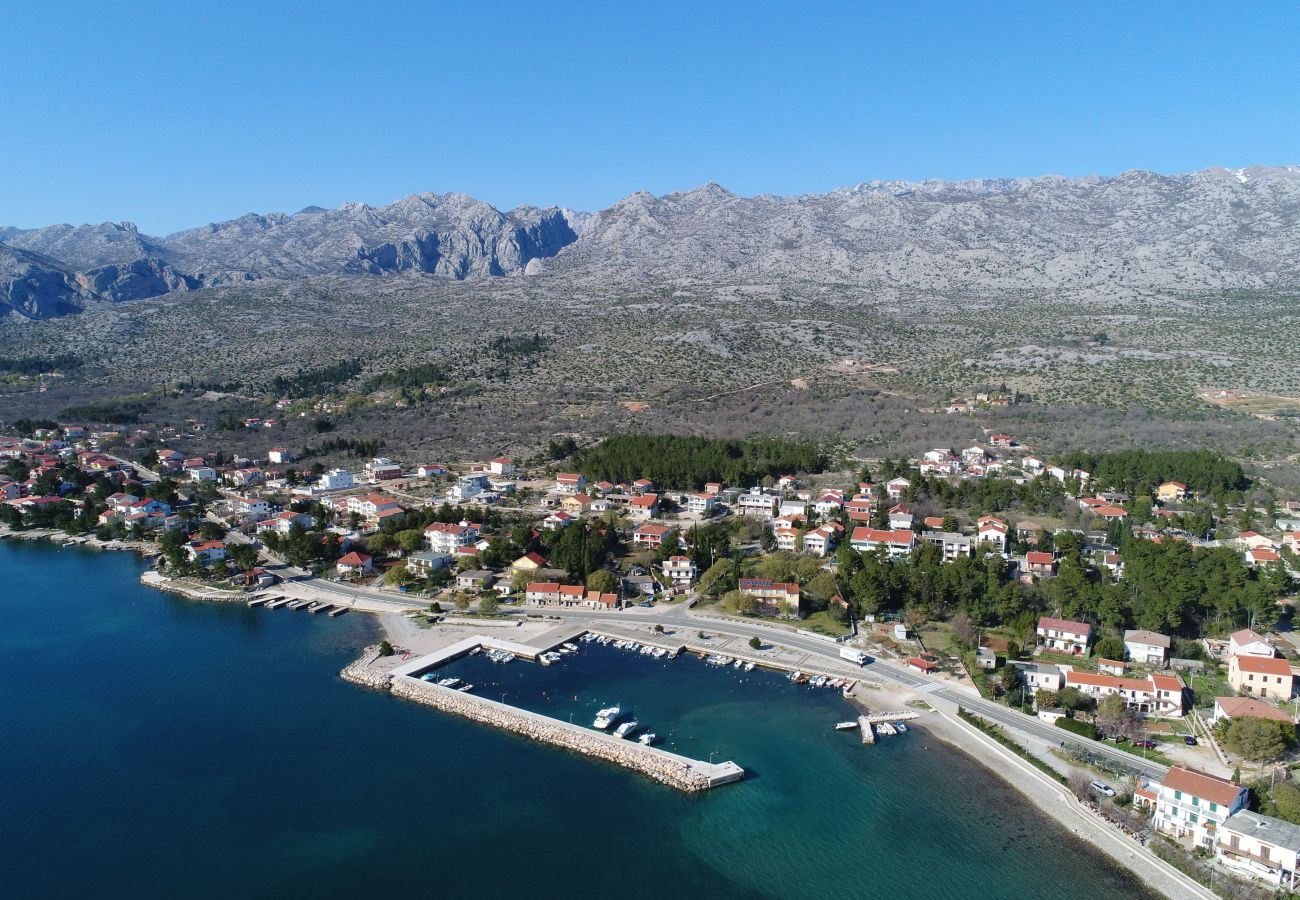 Villa in Starigrad - Villa Jimmy mit beheiztem Pool