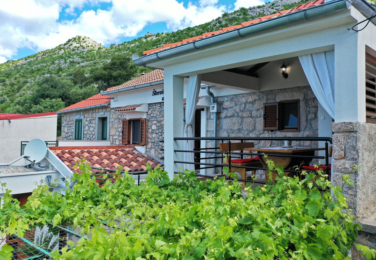 Ferienhaus in Starigrad - Ferienhaus Milovac nahe Paklenica