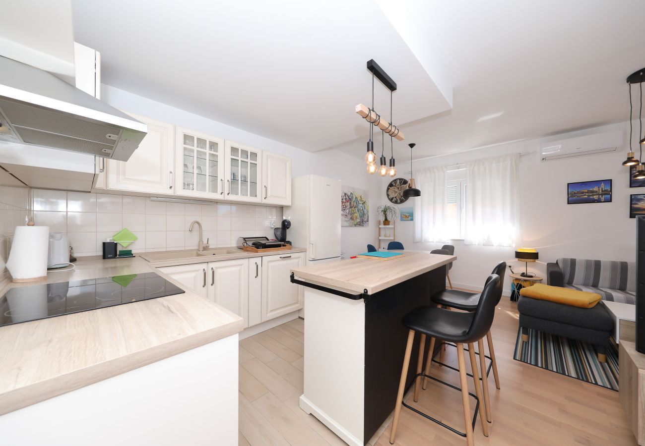 Ferienwohnung in Zadar - Ferienwohnung Bajana in zentraler Lage