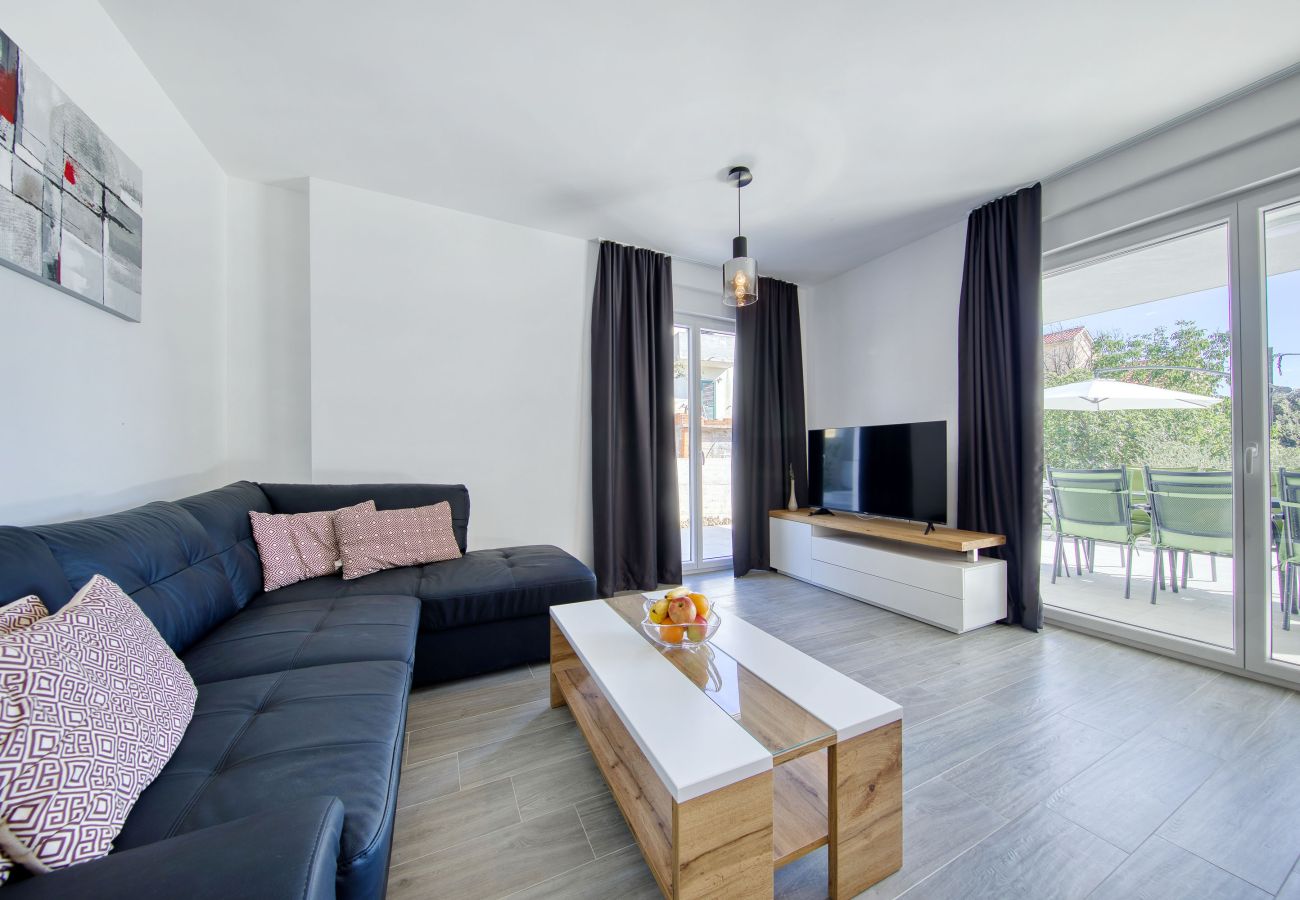 Ferienwohnung in Kožino - Ferienwohnung Vidalis 2 mit Privatpool