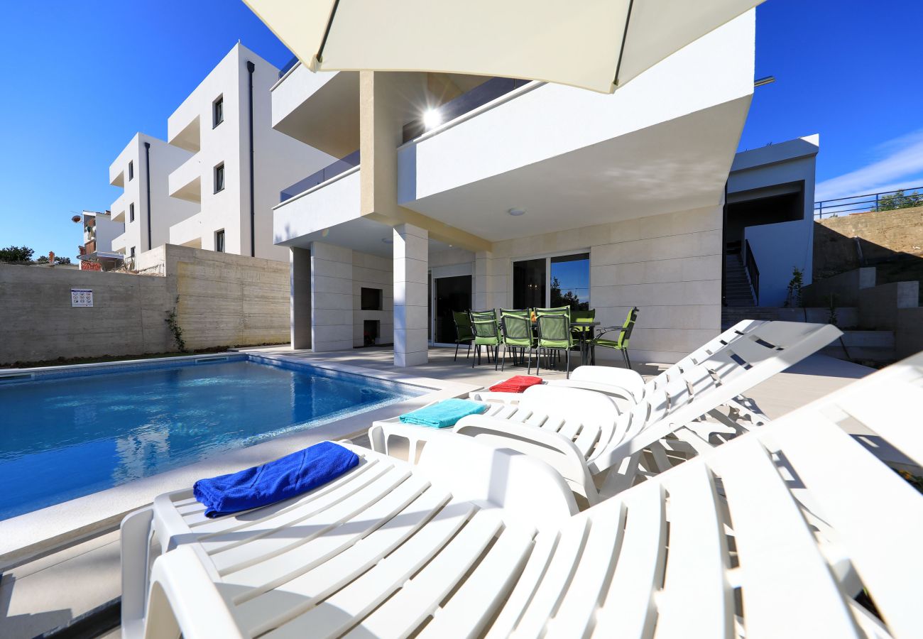 Ferienwohnung in Kožino - Ferienwohnung Vidalis 2 mit Privatpool