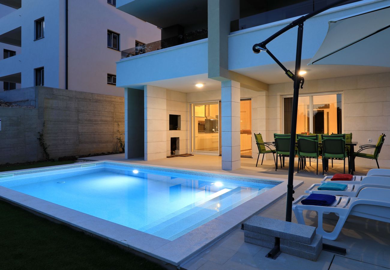 Ferienwohnung in Kožino - Ferienwohnung Vidalis 2 mit Privatpool