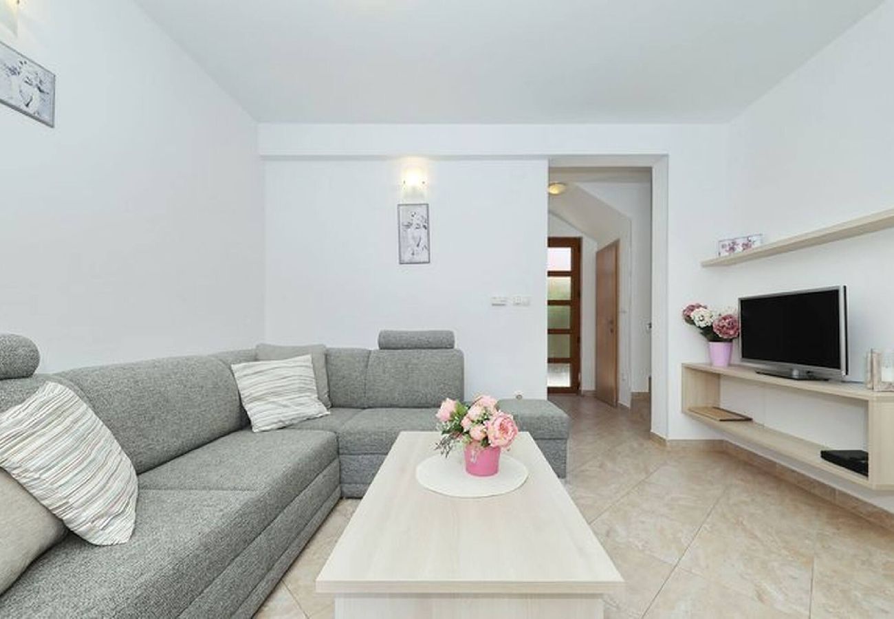 Ferienwohnung in Privlaka - -