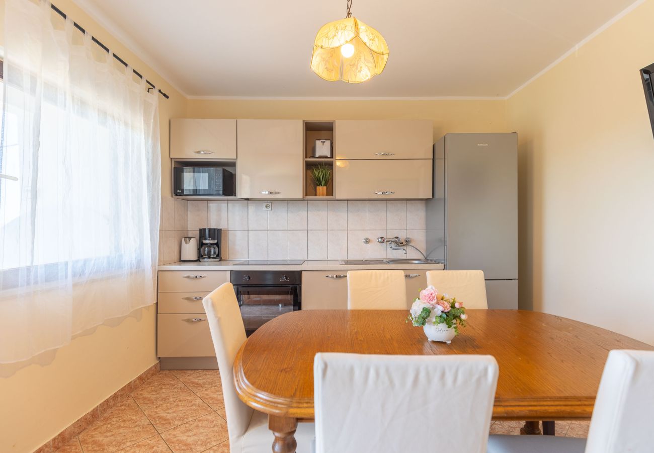 Ferienhaus in Kruševo - Ferienhaus Antonija mit Meerblick