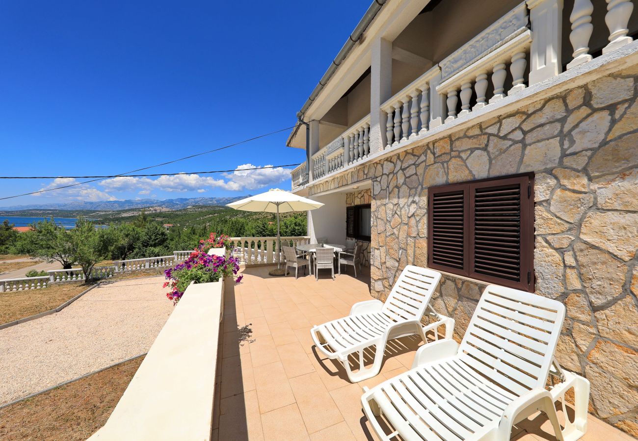 Ferienhaus in Kruševo - Ferienhaus Antonija mit Meerblick