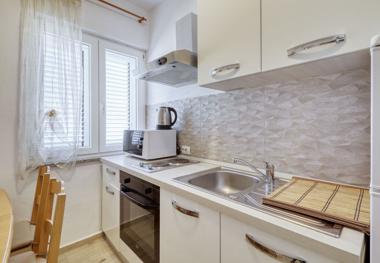 Ferienwohnung in Ljubac - Ferienwohnung Gazic 2 direkt am Meer
