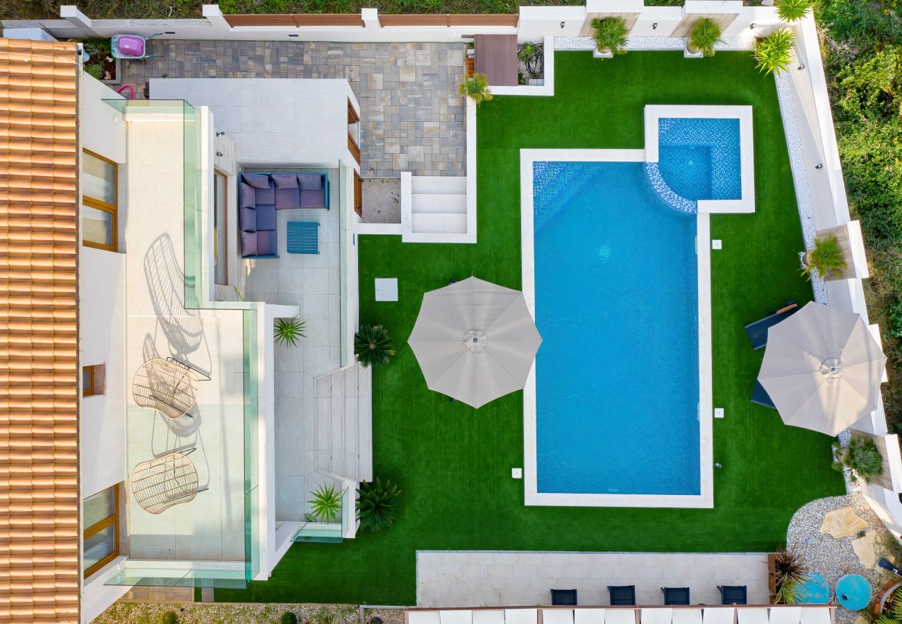 Villa in Dobropoljana - Villa Masanda mit Pool