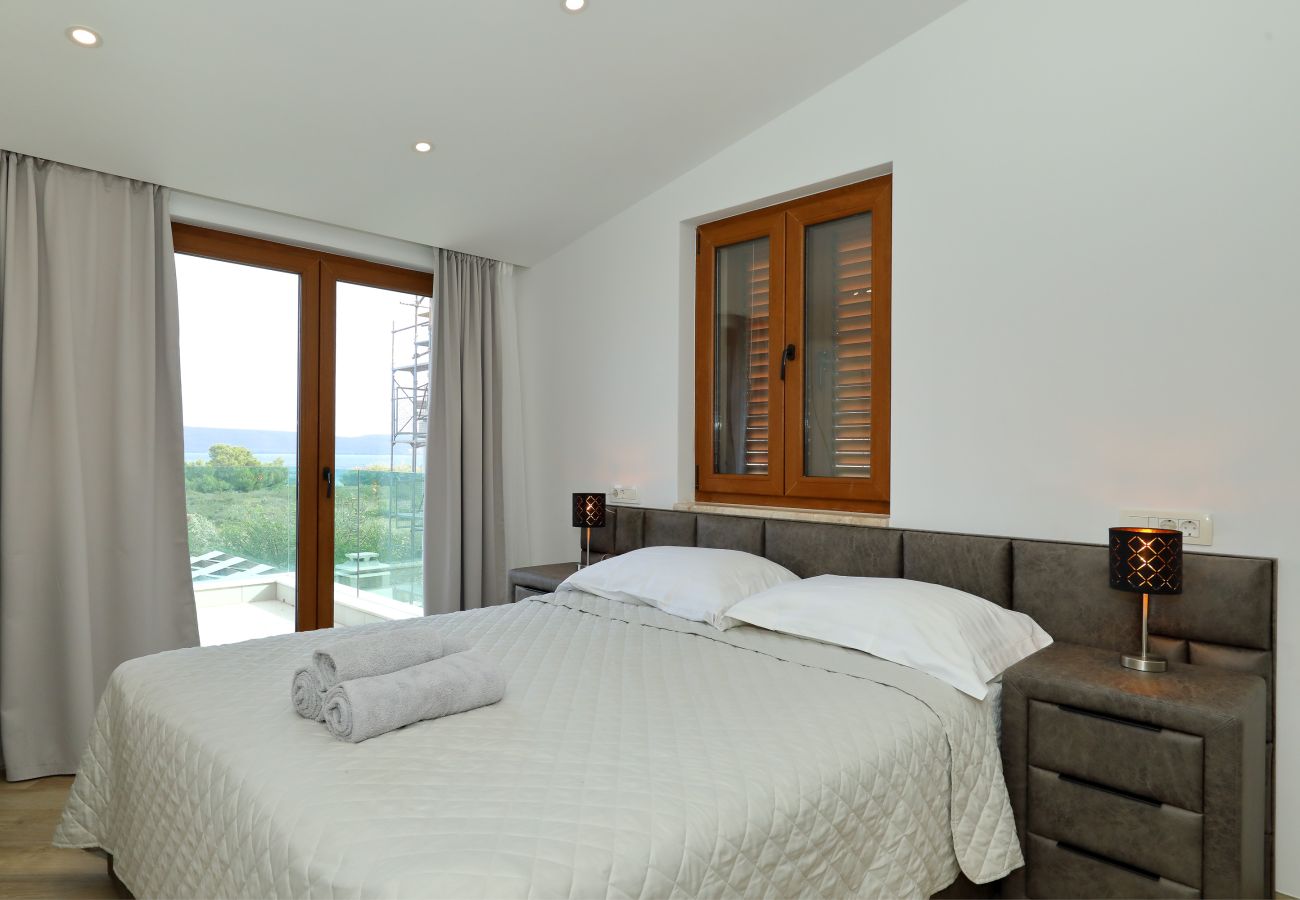 Villa in Dobropoljana - Villa Masanda mit Pool