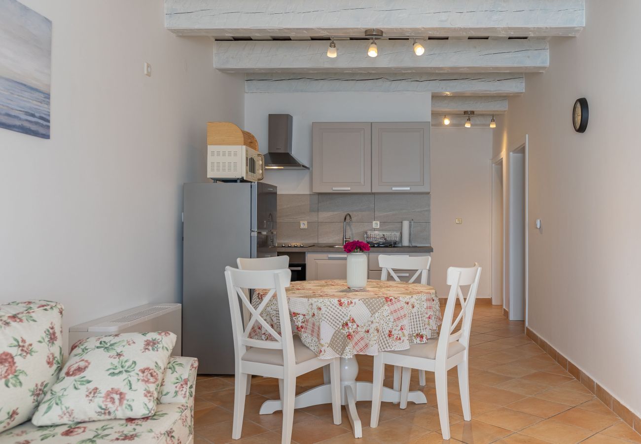 Ferienwohnung in Maslenica - Ferienwohnung Sidro am Meer