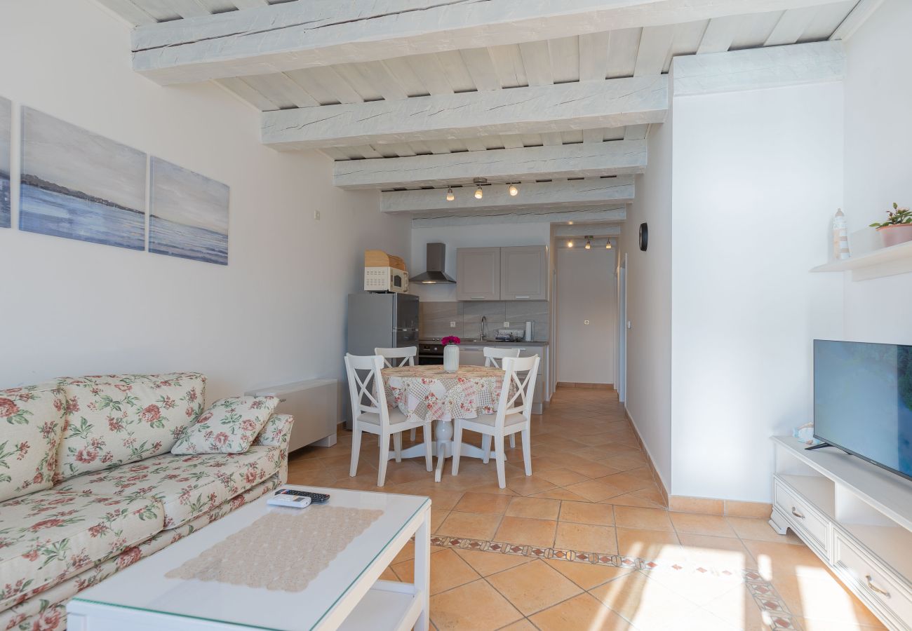 Ferienwohnung in Maslenica - Ferienwohnung Sidro am Meer