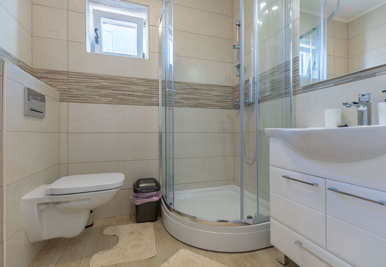 Ferienwohnung in Maslenica - Ferienwohnung Sidro am Meer