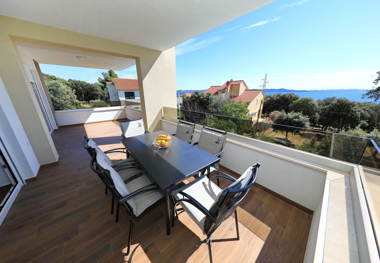 Ferienwohnung in Kožino - Ferienwohnung Vidalis No.1 mit Dachterrasse