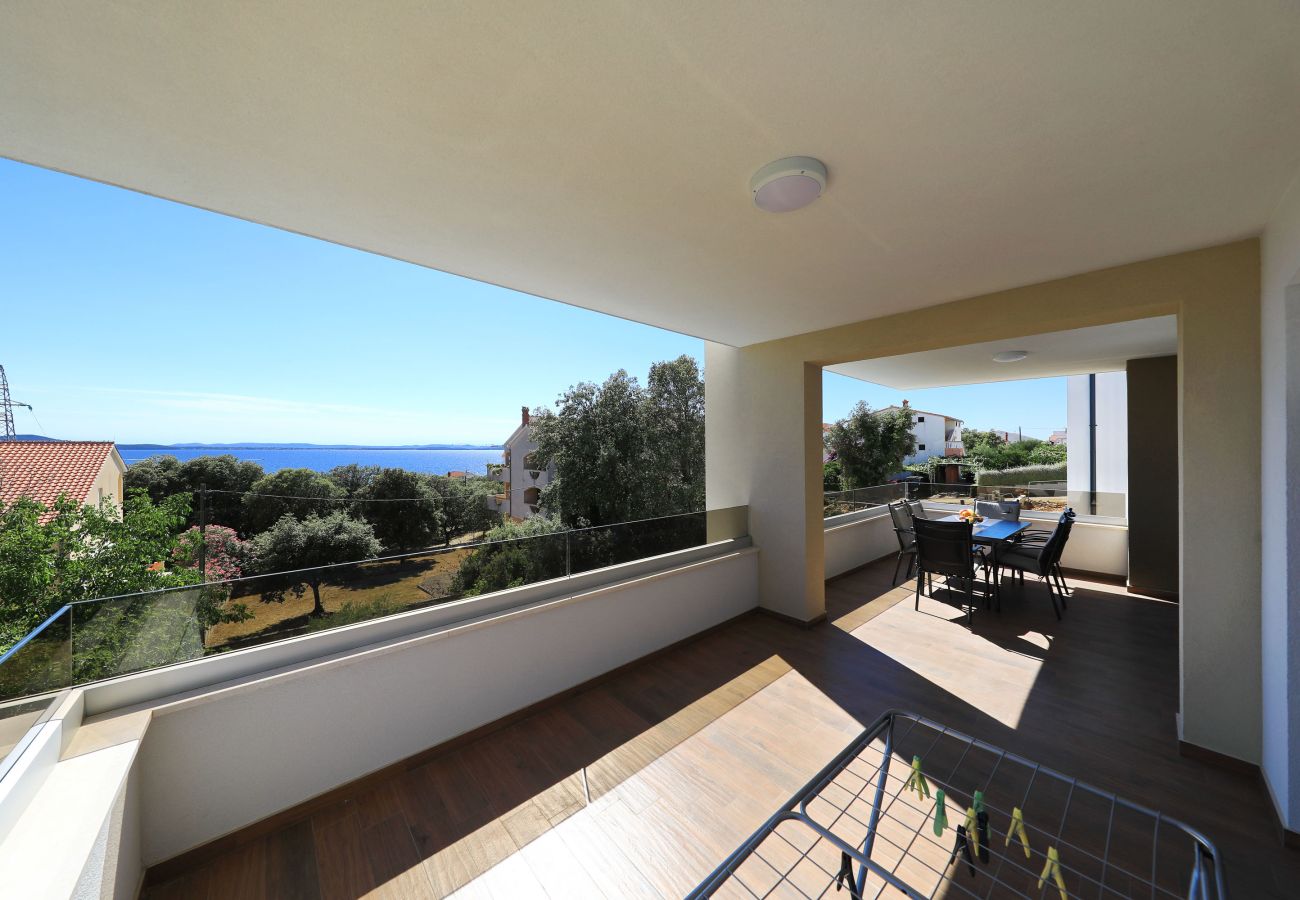 Ferienwohnung in Kožino - Ferienwohnung Vidalis No.1 mit Dachterrasse