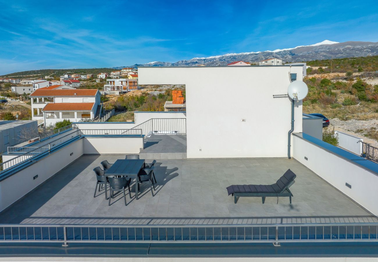 Villa in Maslenica - Villa Flokica mit beheiztem Pool