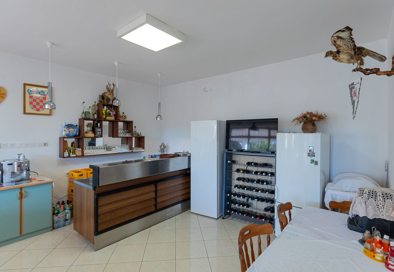 Zimmeranmietung in Starigrad - Zimmer Tinka No.9 strandnah