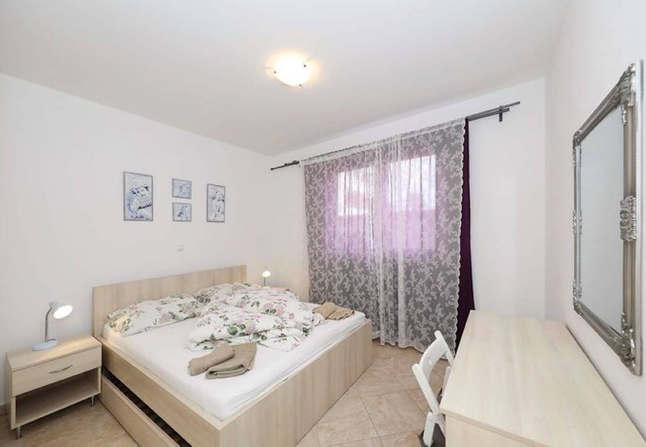 Ferienwohnung in Privlaka - -