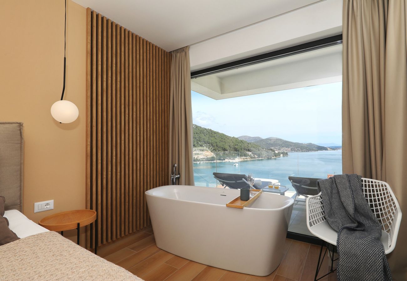 Ferienwohnung in Marina - Ferienwohnung Mentis mit Meerblick