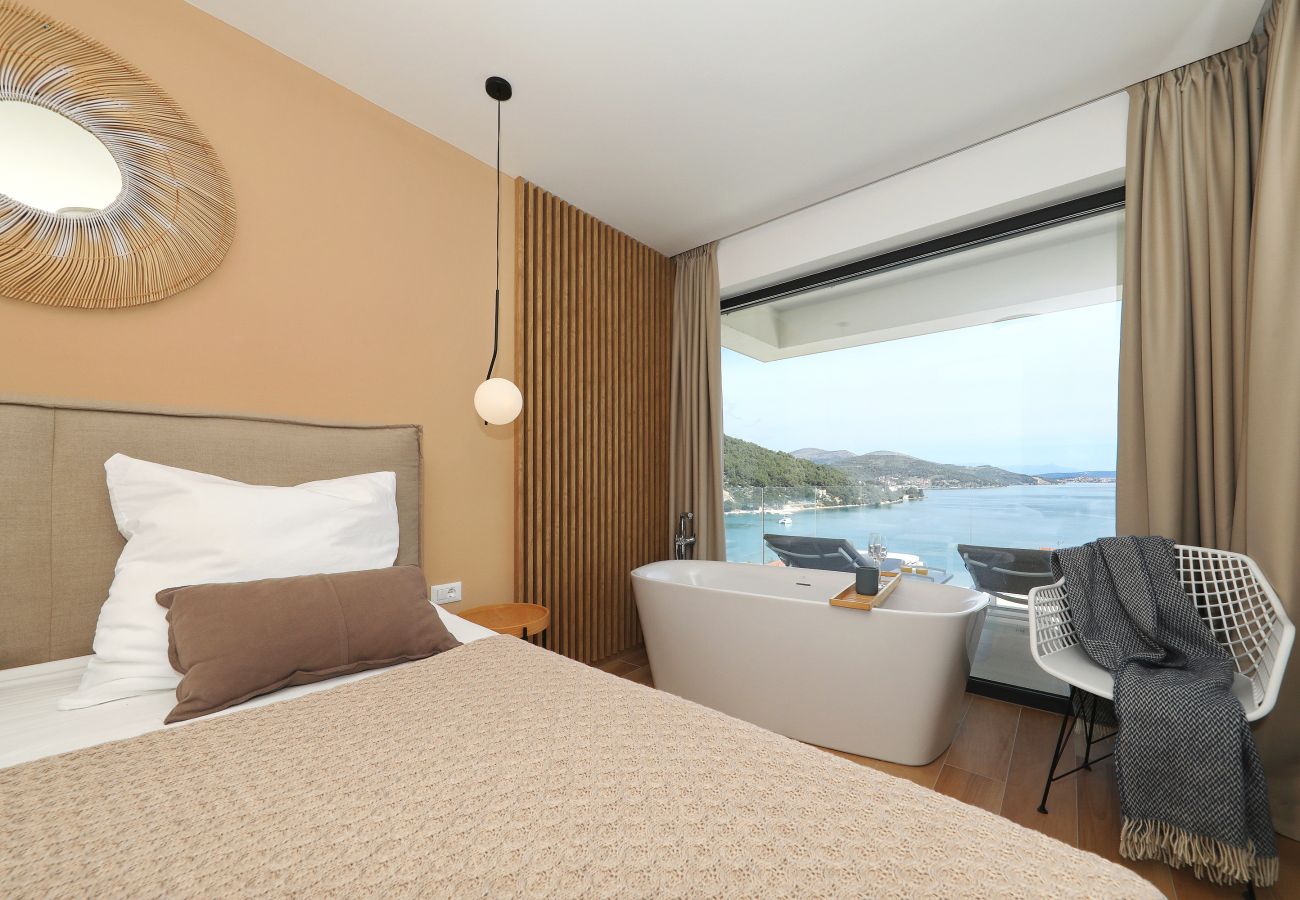 Ferienwohnung in Marina - Ferienwohnung Mentis mit Meerblick