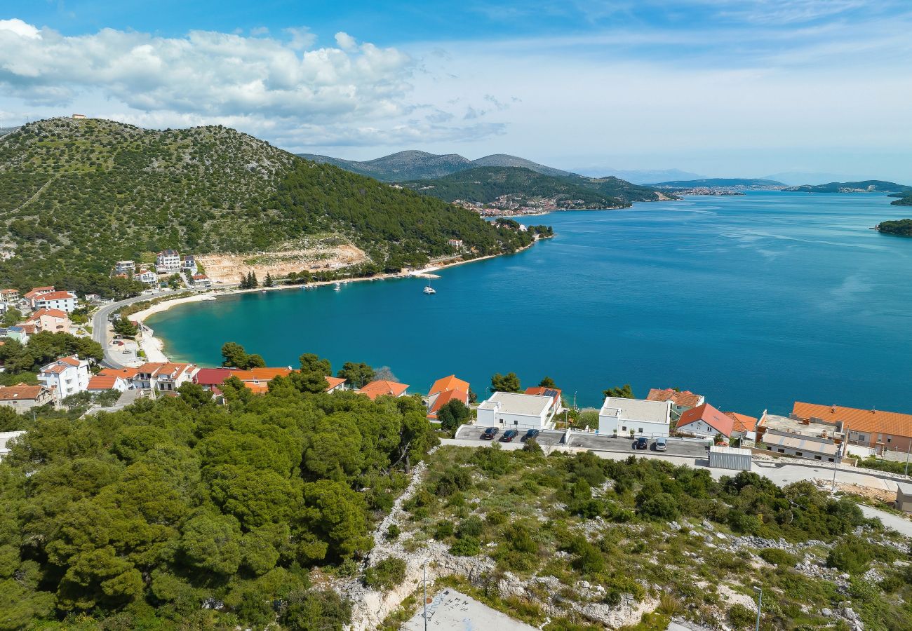 Ferienwohnung in Marina - Ferienwohnung Mentis mit Meerblick