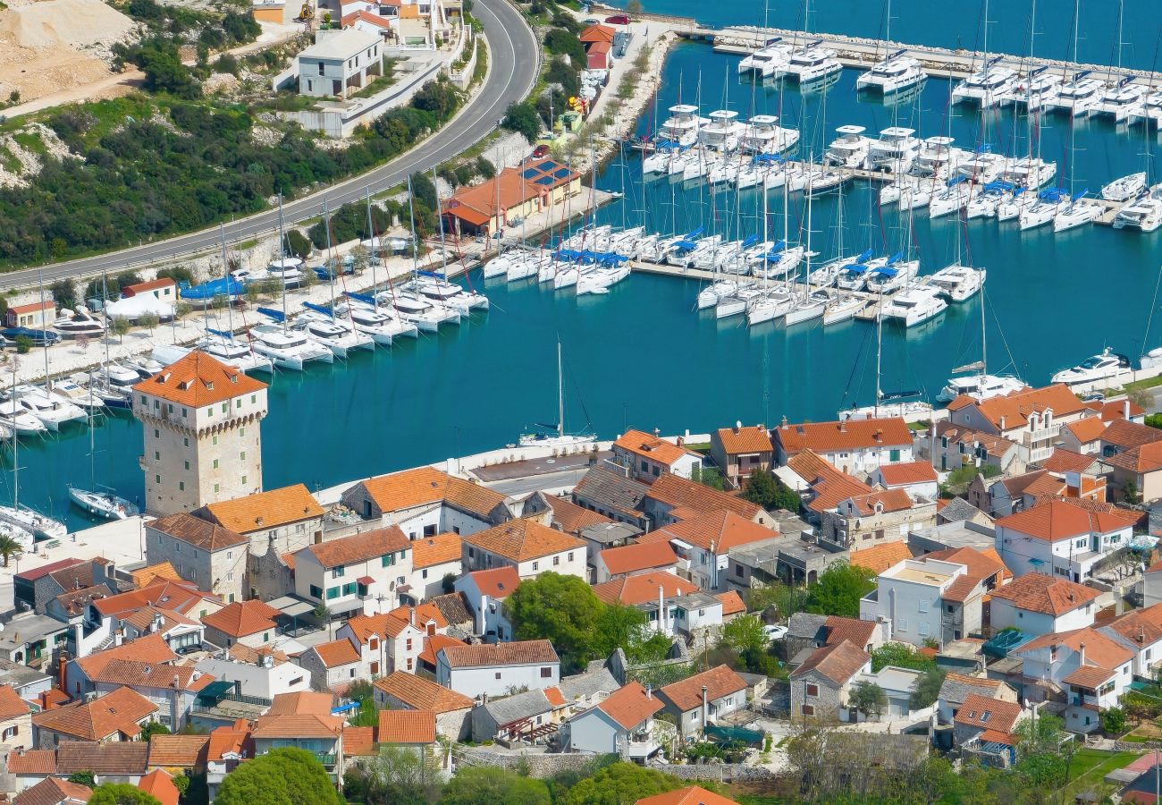 Ferienwohnung in Marina - Ferienwohnung Mentis mit Meerblick