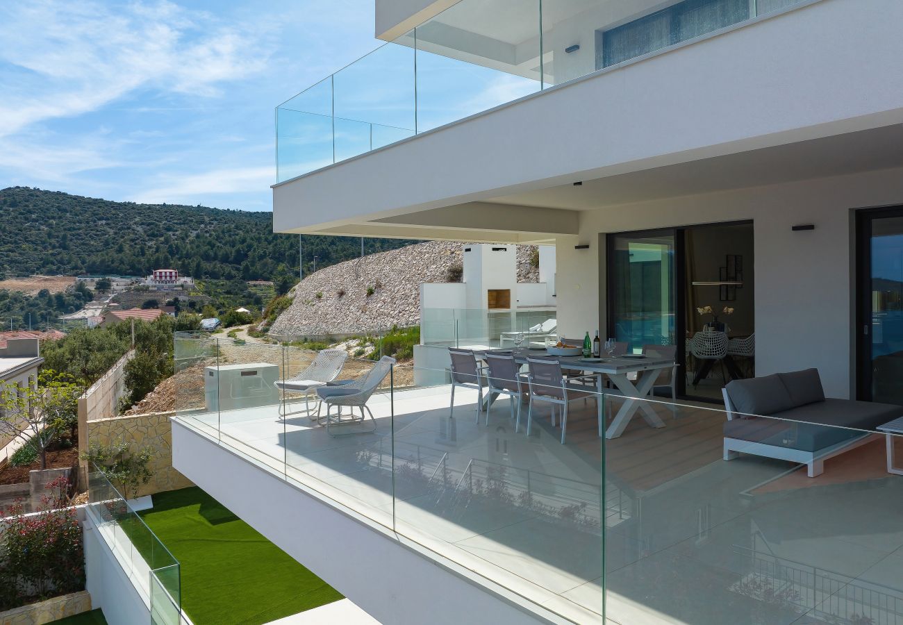 Ferienwohnung in Marina - Ferienwohnung Mentis mit Meerblick
