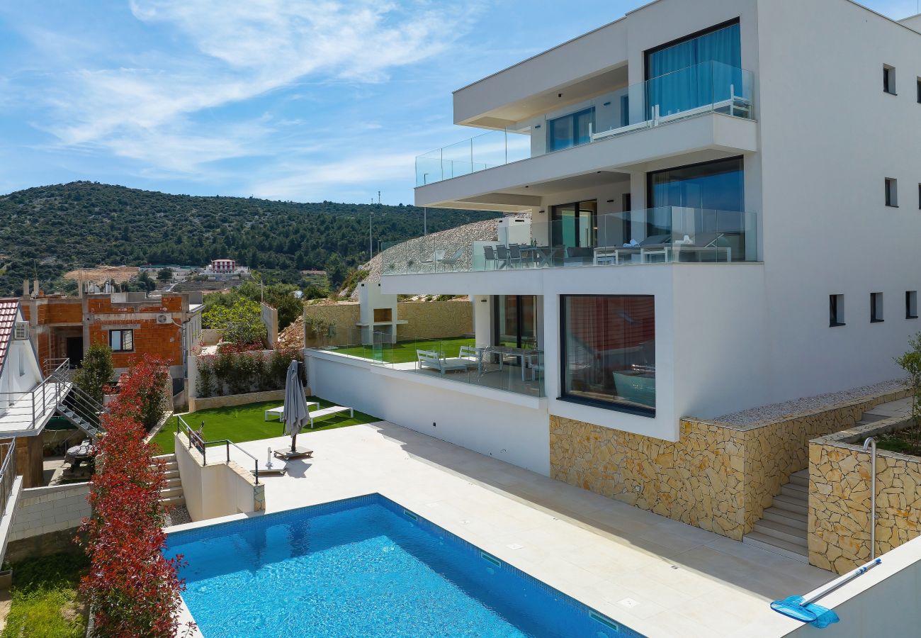Ferienwohnung in Marina - Ferienwohnung Mentis mit Meerblick
