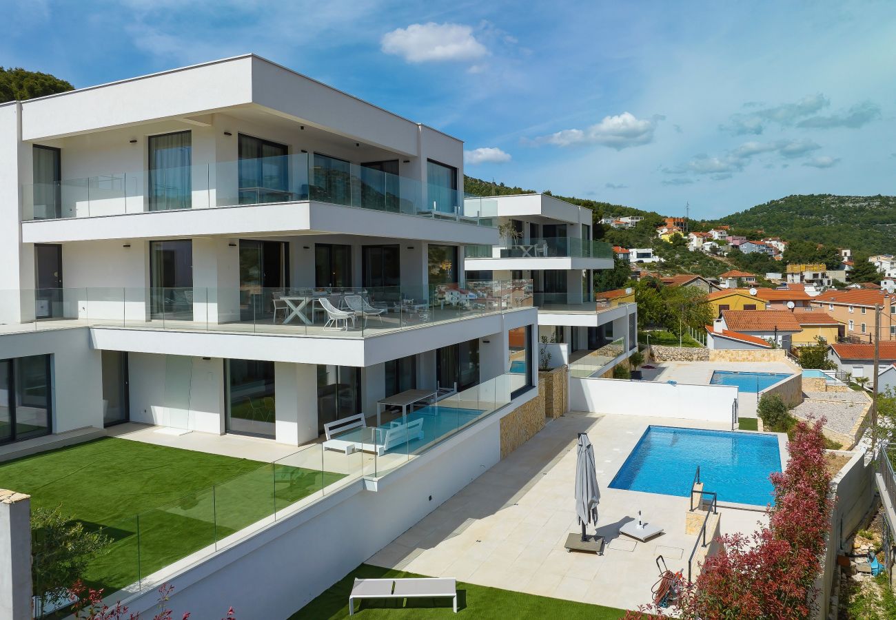 Ferienwohnung in Marina - Ferienwohnung Mentis mit Meerblick