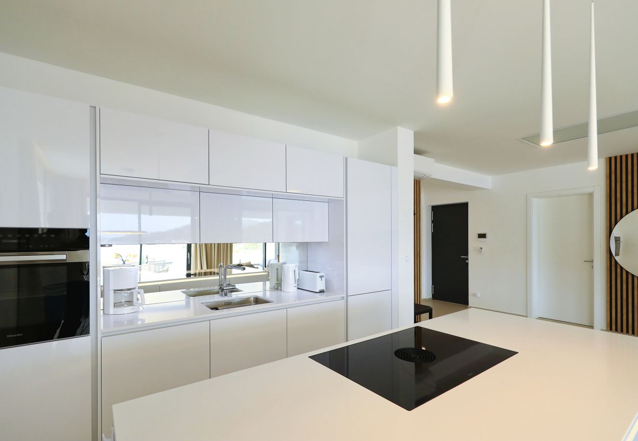 Ferienwohnung in Marina - Ferienwohnung Mentis mit Meerblick