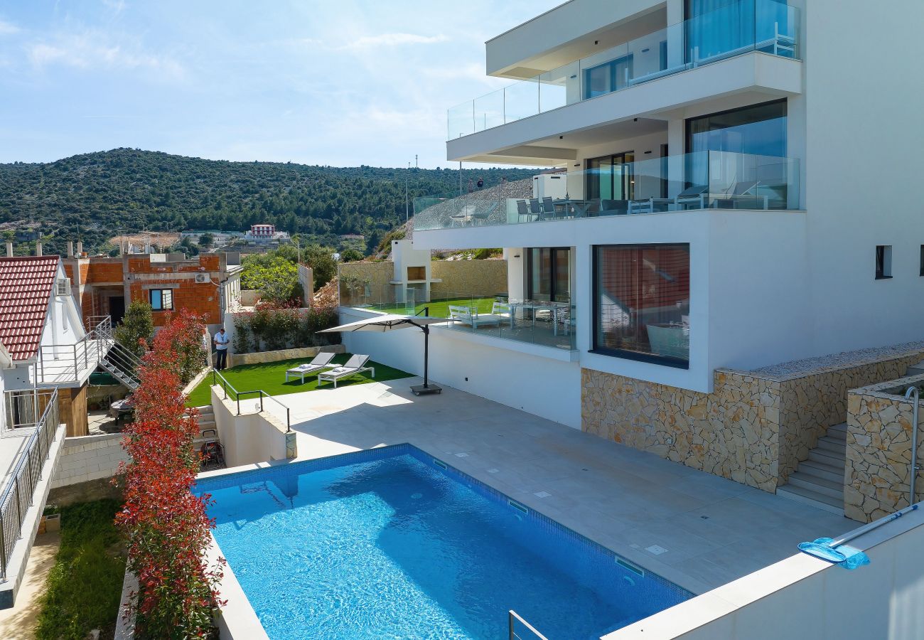 Ferienwohnung in Marina - Ferienwohnung Mentis mit Meerblick