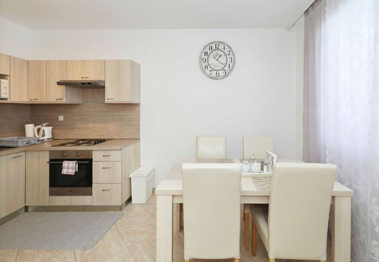 Ferienwohnung in Privlaka - -