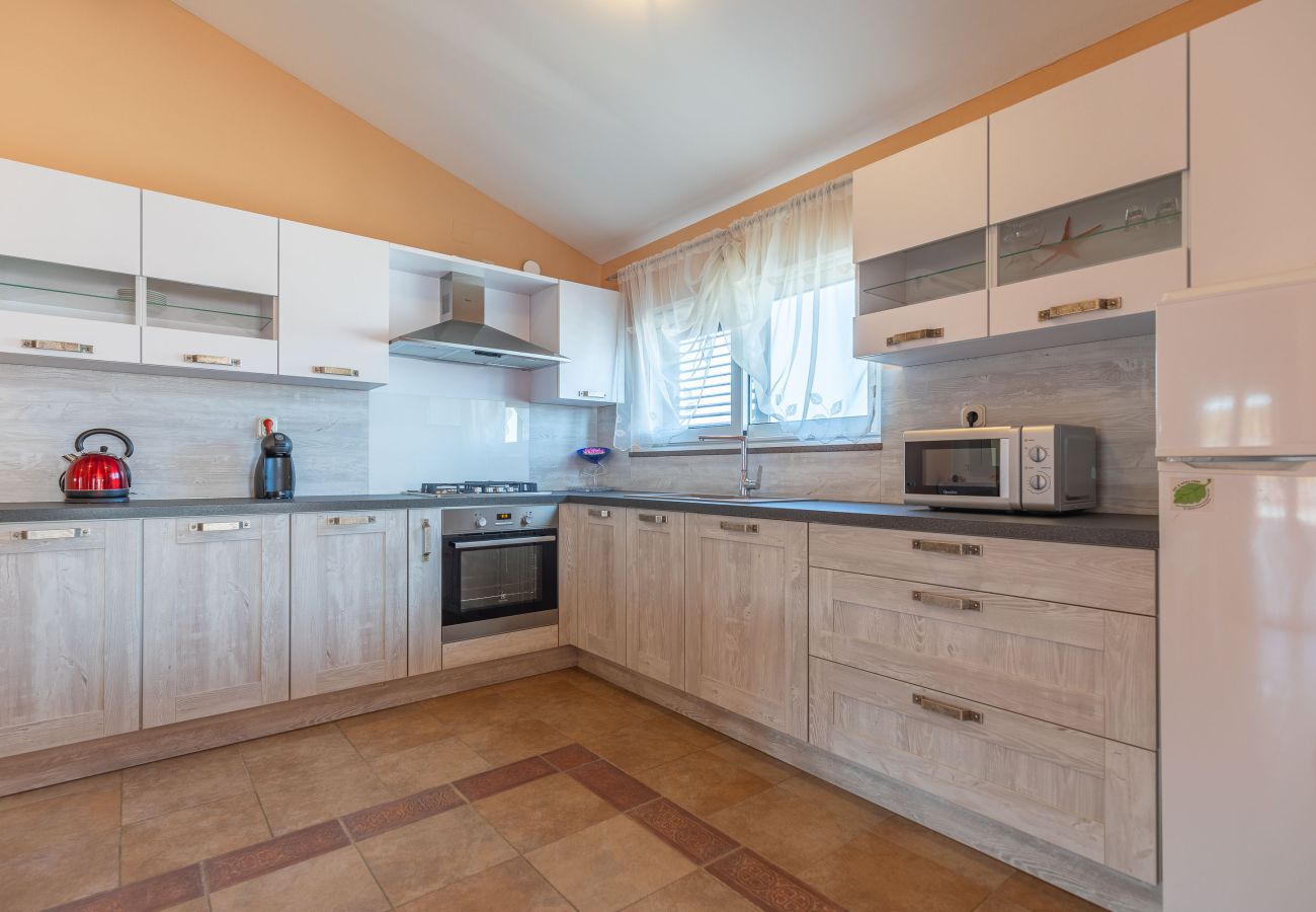 Ferienwohnung in Zadar - Ferienwohnung Marinko No.4 nahe SC Višnjik