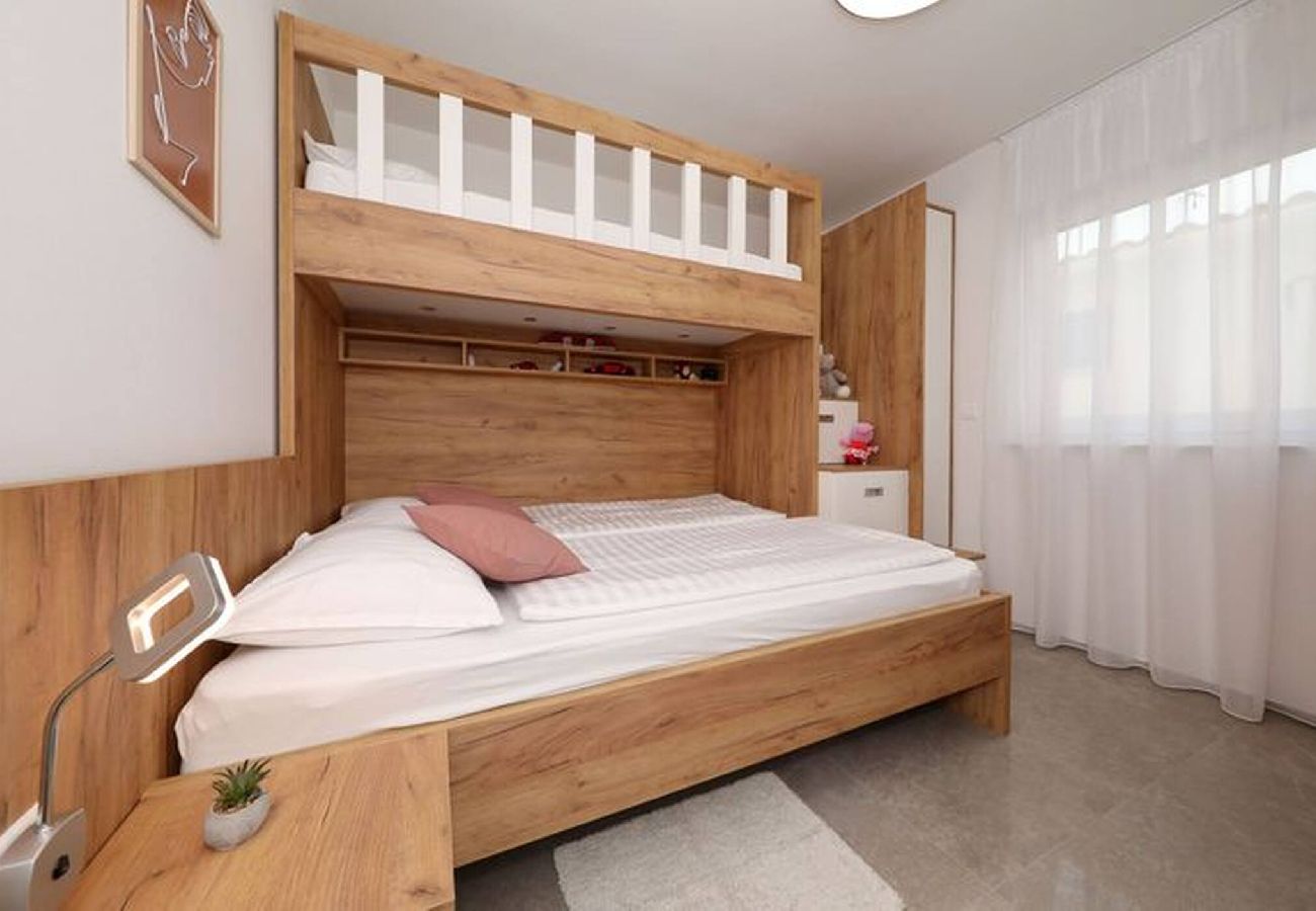 Ferienwohnung in Vir - Ferienwohnung Cicak No 1 Strandnah