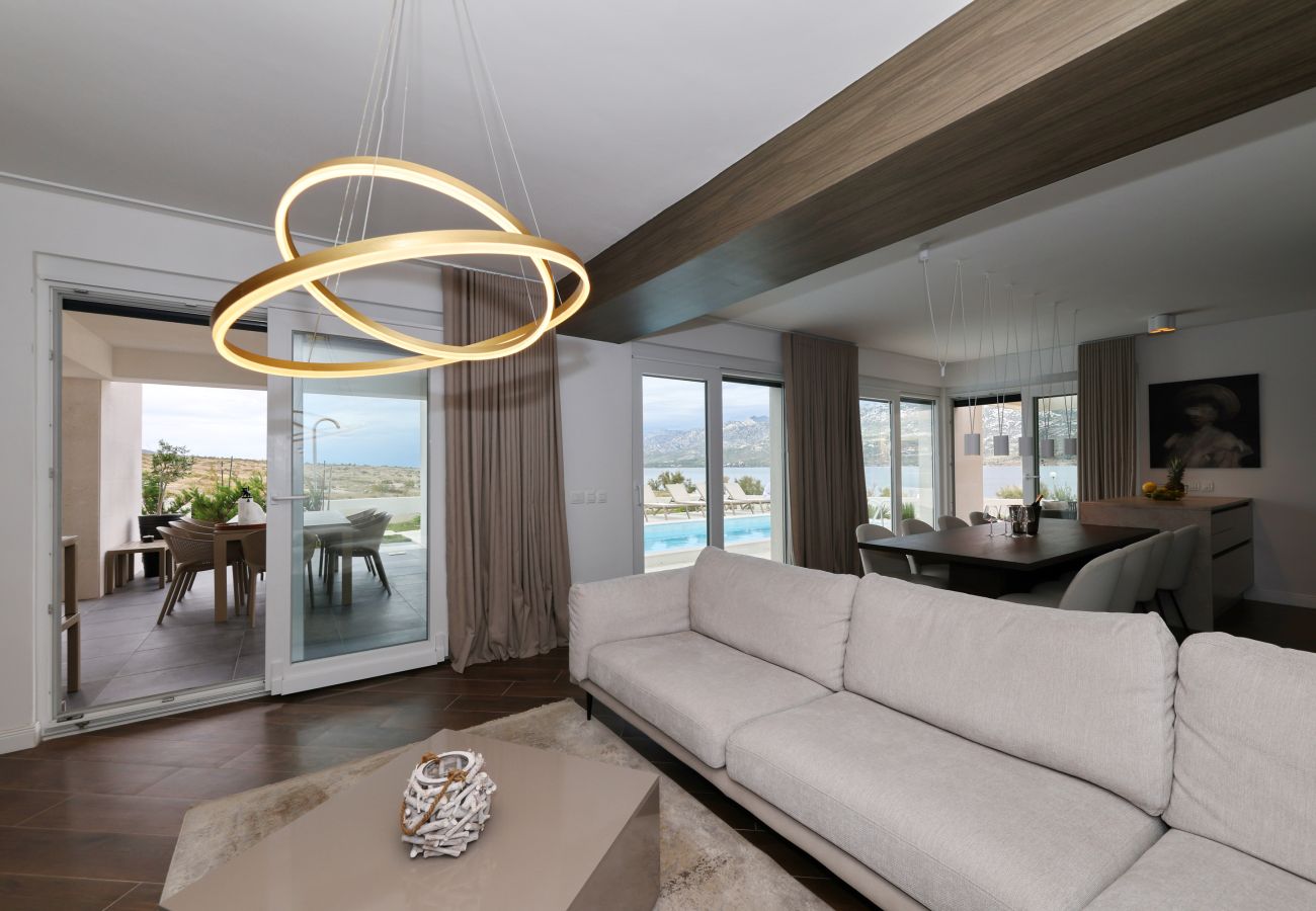 Villa in Rovanjska - Villa Wave of Love mit Meerblick und Pool